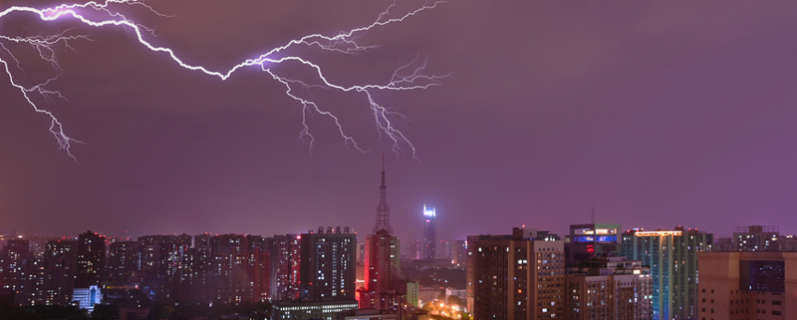 避雷针是谁发明的（避雷针是谁发明的原理是什么）