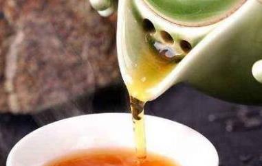 红茯苓茶的功效与作用 红茯苓茶的功效与作用是什么