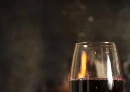 红酒和葡萄酒的区别 红酒和葡萄酒的区别在哪里