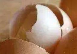 鸡蛋壳怎样去水垢 鸡蛋壳怎样去水垢视频