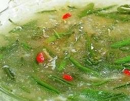 莆公英瘦肉汤的功效与作用 蒲公英的功效与作用的功能与主治