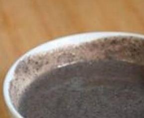 黑豆粉的食用方法和功效（黑豆粉功效与作用及食用方法）