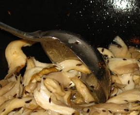 怎么做孜然蘑菇 怎么做孜然蘑菇好吃