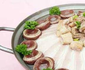 东北杀猪菜材料和做法 东北杀猪菜制作方法
