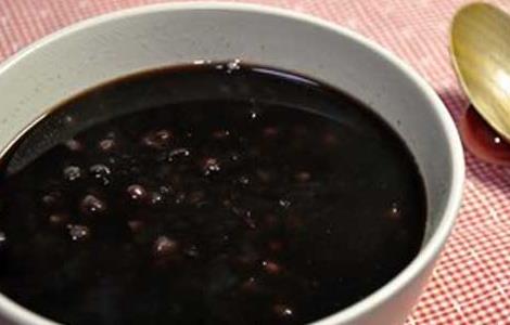 黑米红豆粥