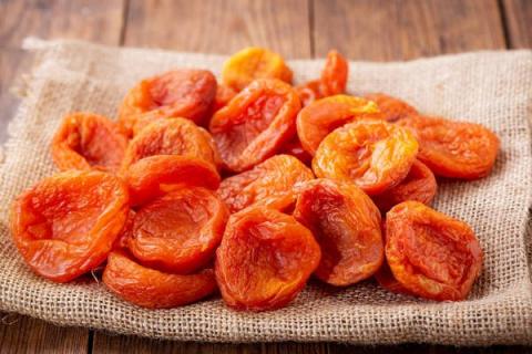 杏干的功效与作用 杏干的功效与作用及食用方法