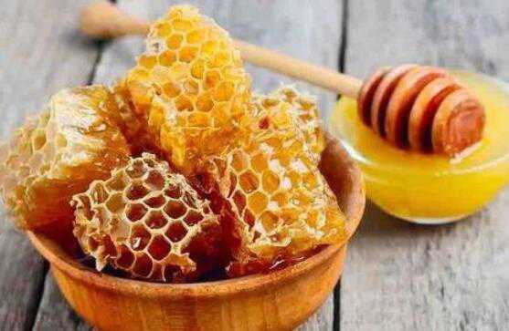 蜂巢怎么吃，蜂巢的正确吃法