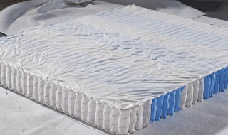 乳胶床垫进水如何快速弄干 乳胶床垫弄上水了怎么办