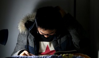 经典高考励志横幅标语大全（2019高考励志标语条幅霸气）