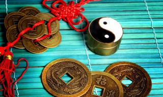 房梁下面放桌子可以吗（屋梁下可以放桌子吗）