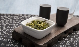 绿茶是热性还是凉性（绿茶是热性还是凉性食物）