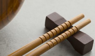 新竹筷子使用前怎么处理 新竹筷子使用前怎么处理去味