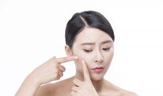 干性皮肤冬季护肤方法（干性皮肤的护肤小技巧）