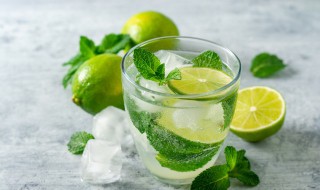 怎样去除新鲜柠檬水的苦味（柠檬水怎么去苦涩的味道?）