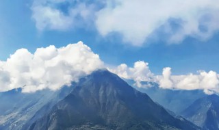 地球上第二高山峰是什么（世界上第二高的山峰是哪个山峰）