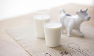 牛奶为什么不能用微波炉（牛奶不能放微波炉）
