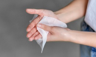 湿巾是用什么材料做的 湿巾的原料