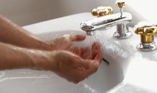 卫生间洗手盆反味怎么办 洗手盆反味如何处理