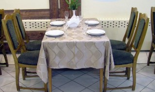 欧式餐桌选购技巧是什么 欧式餐桌的摆设
