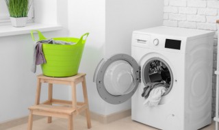 家庭小型洗衣机清洗方法（家庭如何清洗洗衣机）