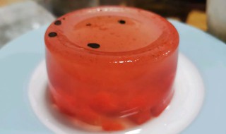 西瓜果冻怎样做既简单又好吃 怎样做西瓜果冻?
