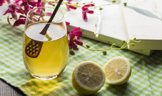 蜂蜜干柠檬水做法 蜂蜜柠檬水怎样做