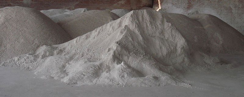 磷肥为什么不能加熟石灰（生石灰与磷肥）