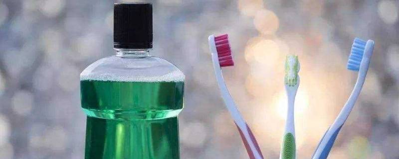 先用漱口水还是先用牙膏刷牙（使用漱口水需要再用牙刷和牙膏吗）