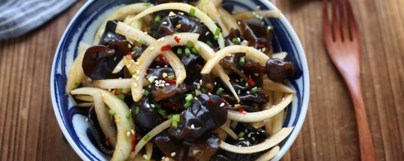 凉拌菜都有哪些（凉拌菜都有哪些食材）