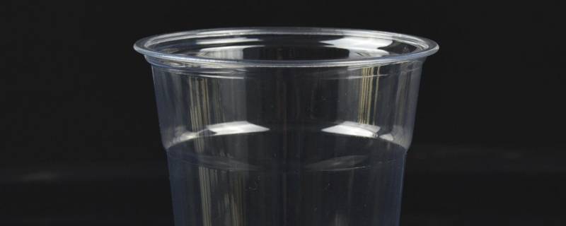 塑料杯可以装开水吗 5号塑料杯可以装开水吗