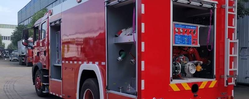 消防车属于消防设施吗 消防车属于消防器材吗?