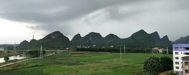 钟山县属于哪个市 钟山县属于哪个市管