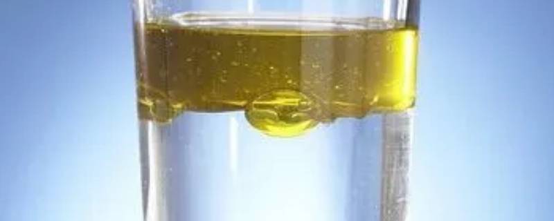 油和水能融合在一起吗 油和水能融合在一起吗作文