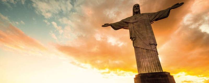 巴西雕像叫什么名字（巴西标志性雕像叫什么）