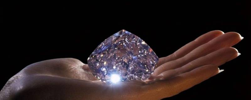 钻石是光源吗（钻石是光源吗为什么的答案）