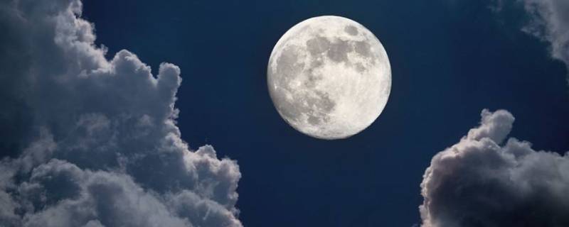 月圆之夜象征着什么意思呢 月圆之夜月华什么意思
