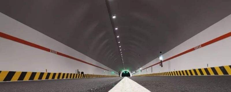 西秦岭隧道有多少公里 西秦岭隧道最长多少公里