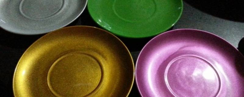 陶瓷油涂层是什么材料 陶瓷油和陶瓷釉涂层的区别