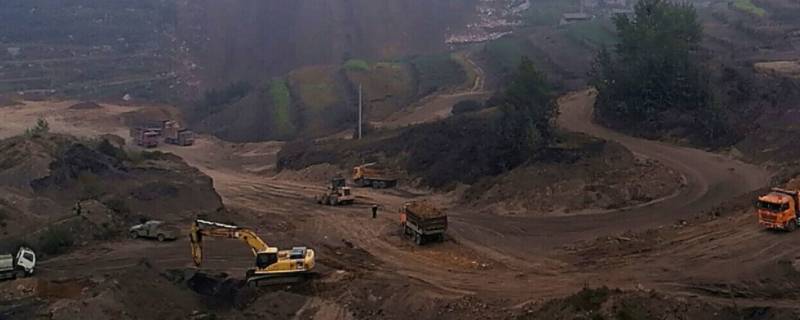 位于云冈石窟附近的大型煤矿是 位于云冈石窟附近的大型煤矿是什么