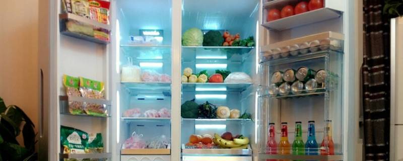 为什么热水不能放在冰箱里面（热水为什么不能放到冰箱里面）
