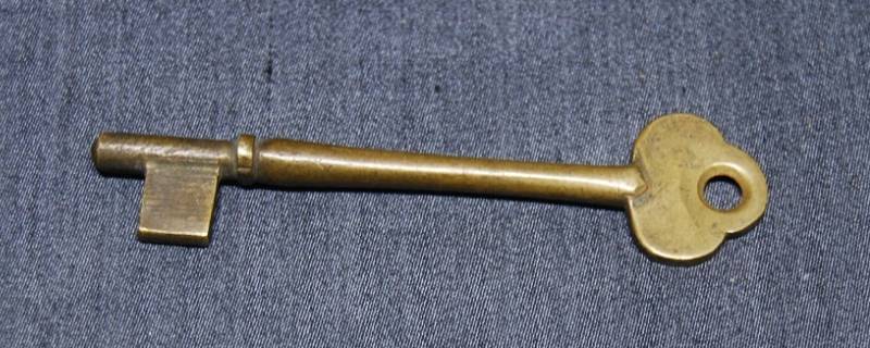 铜钥匙能被磁铁吸引吗 铜钥匙可以被磁铁吸住吗