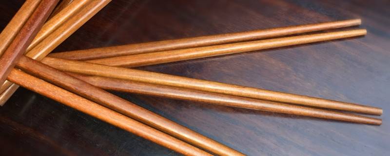 木质筷子可以放在消毒柜里面吗 木质筷子可以放在消毒柜里面吗