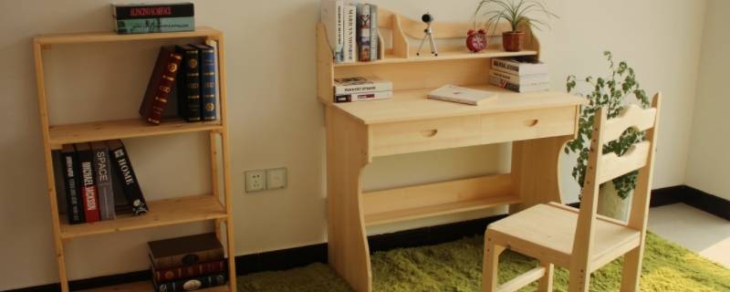书桌最窄可以做多少 书桌一般宽多少合适