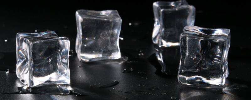 如何冻出透明的冰块（怎样冻的冰块透明）
