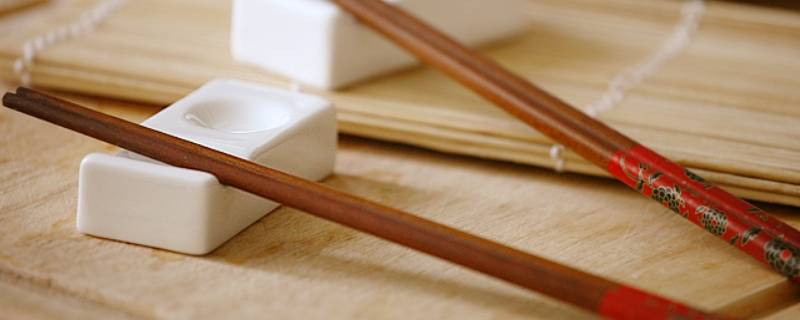 新买的筷子怎样处理才可以用 新买的筷子怎么处理一下才能可以用