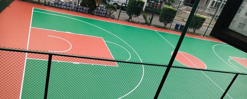 篮球场标准尺寸是多少 正规篮球场的长和宽是多少