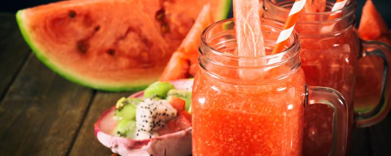 西瓜汁放冰箱可以保存多久 西瓜汁在冰箱里能保存多久