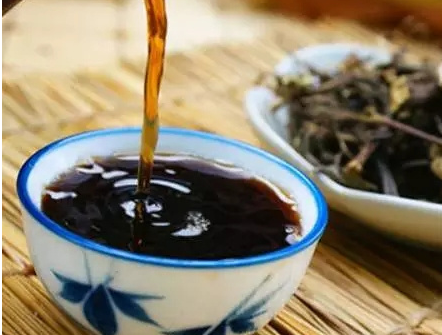 连朴饮茵陈蒿汤的功效是什么呢（连茵陈的功效与作用）