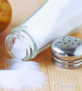 盐水洗脸的作用 盐水洗脸有啥作用