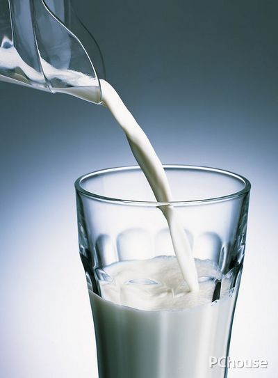 牛奶洗脸的好处 牛奶洗脸的好处与坏处